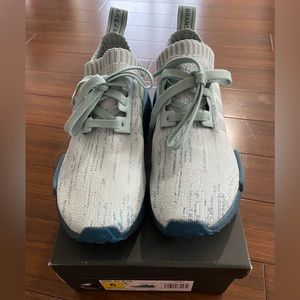 Adidas NMD R1 primeknit